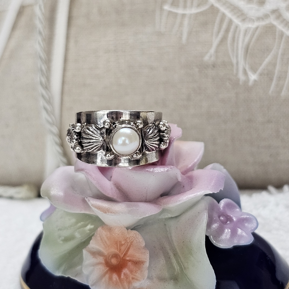 Carol Felley Sterling Silver and Pearl Seashell Ocean Ring Size 7 RARE Vintage - Picture 9 of 14